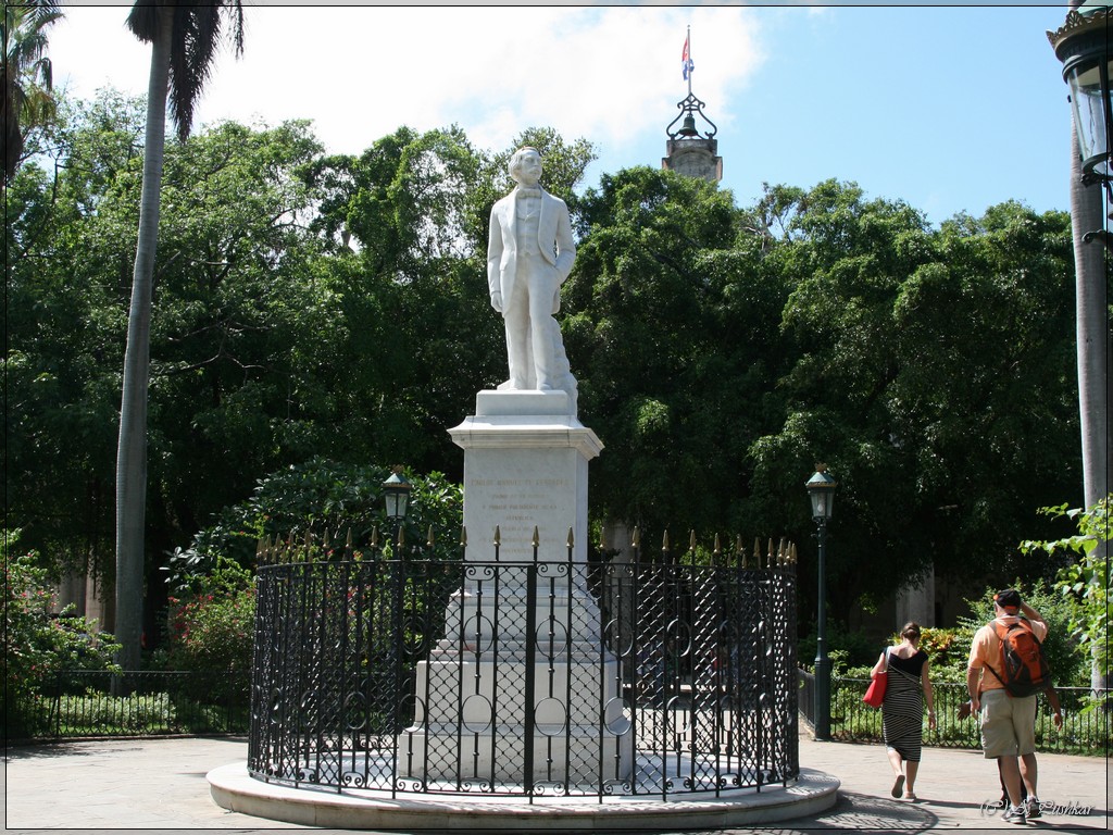 Памятник Карлосу Мануэлю де Сеспедесу. Гавана. Куба.