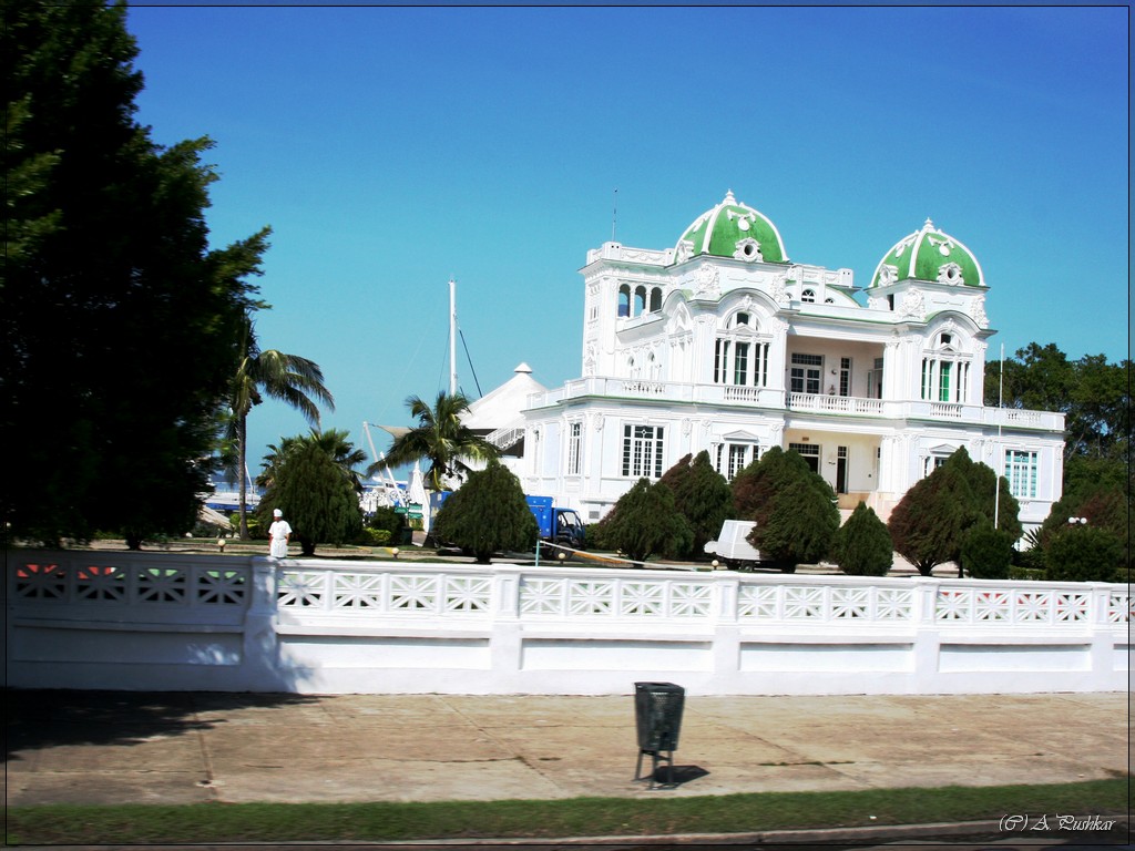 Дворец богатого сахарозаводчика. Сьенфуэгос. Куба