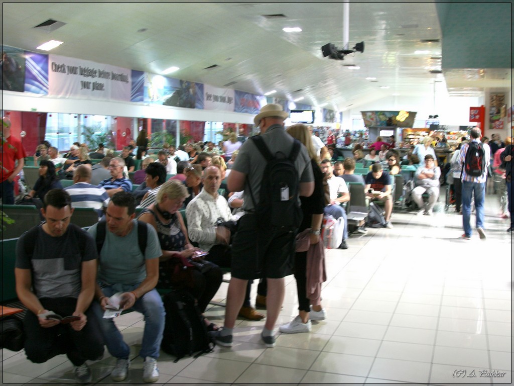 В аэропорту Варадеро. Куба