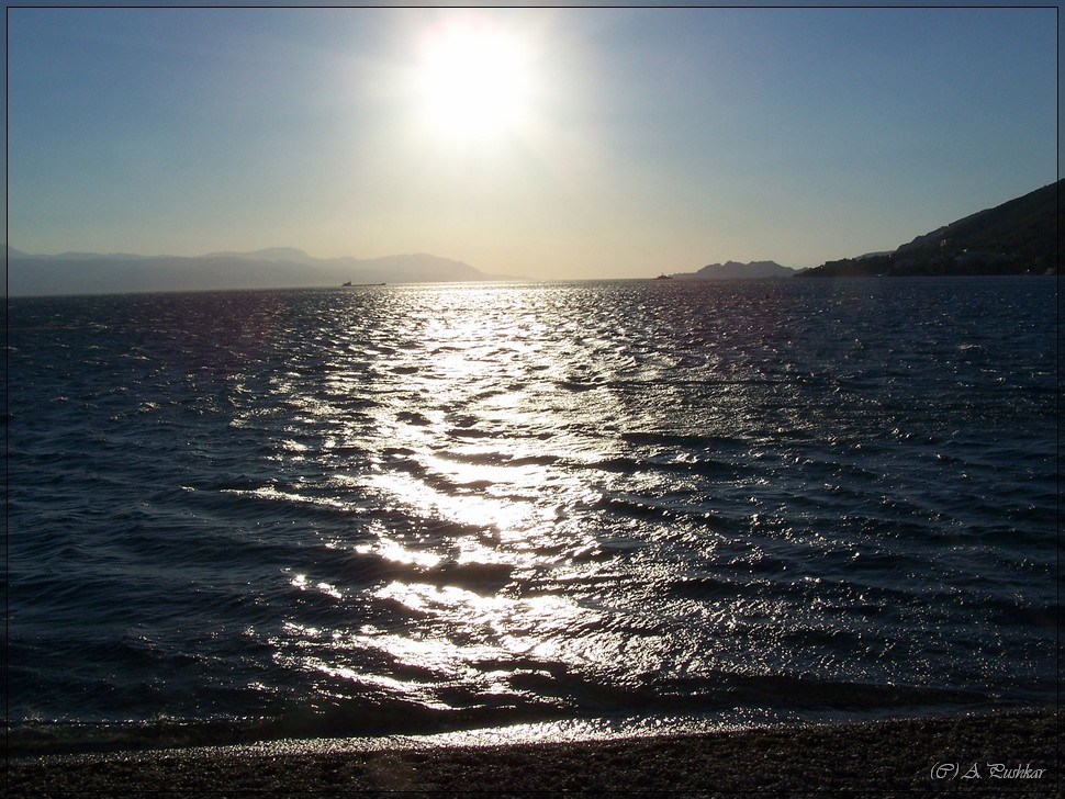 Ионическое море. г. Лутраки. Греция