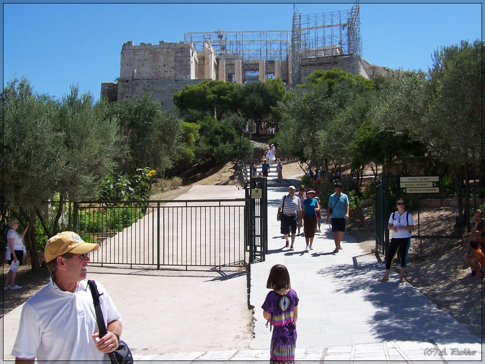 Вход в Афинский Акрополь
