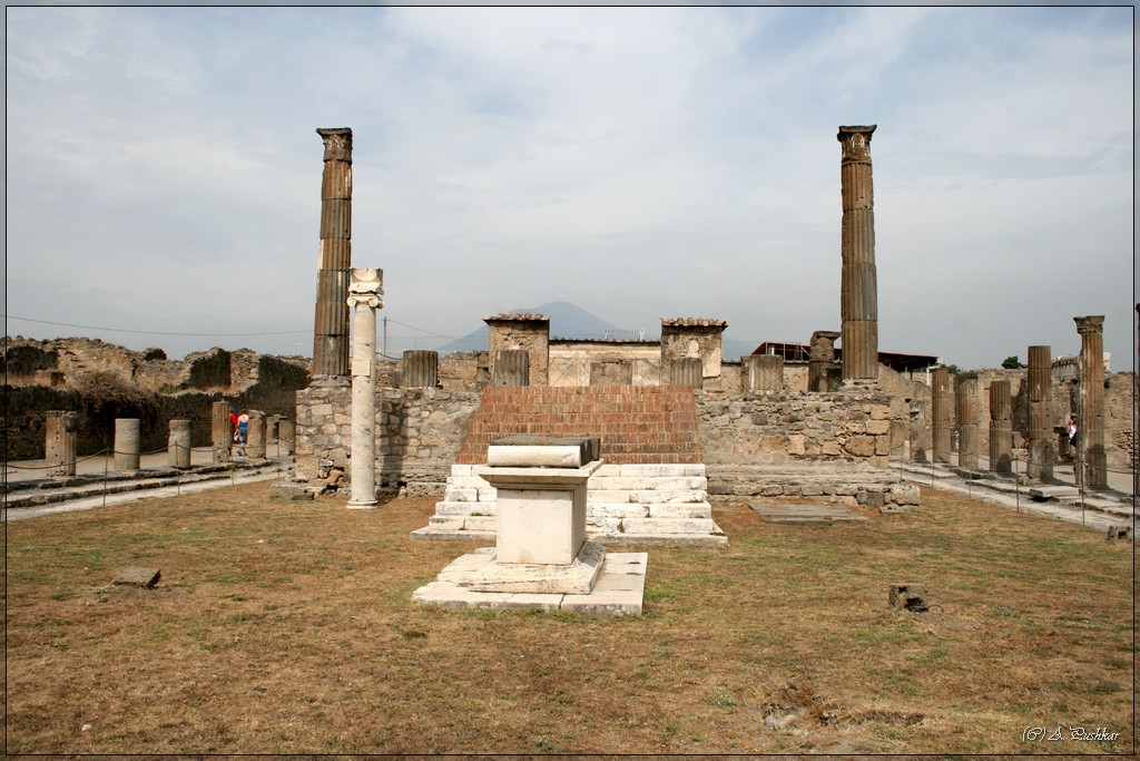 Храм Аполлона в Помпеях