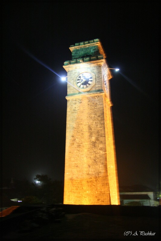 Часовая башня в Галле