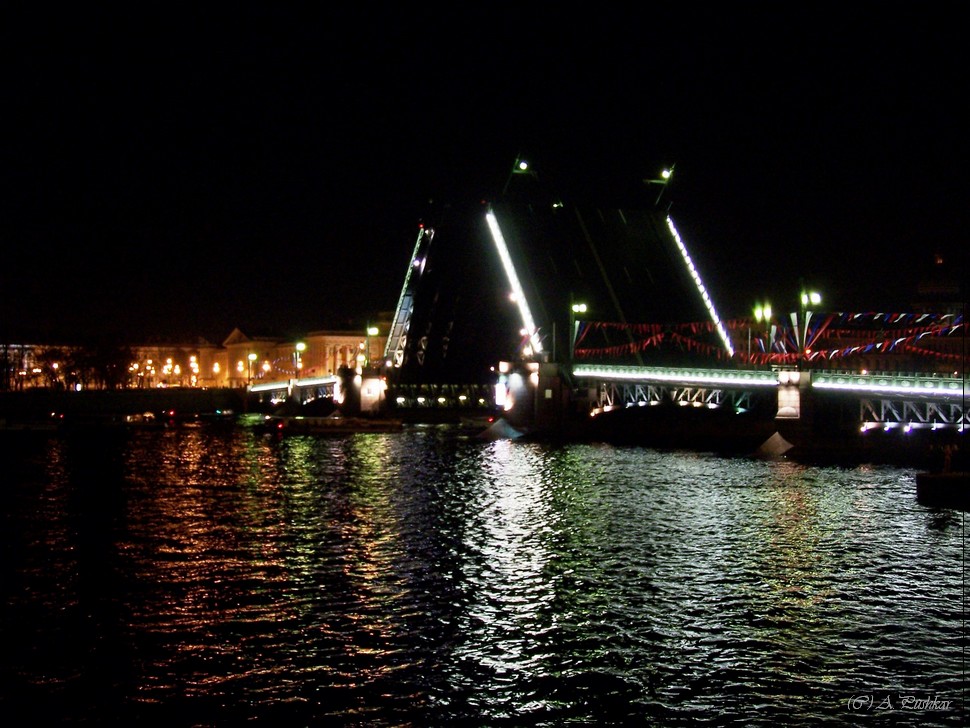 Дворцовый мост. г. Санкт-Петербург